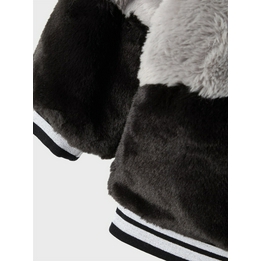 Overview second image: Name it jas nmf marike