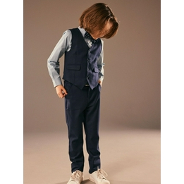 Overview second image: Name it gilet riramel