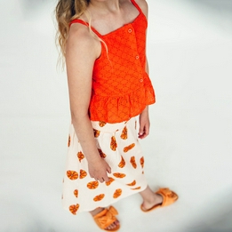 Overview second image: CarlijnQ top broderie