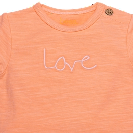 Overview image: BESS shirt love